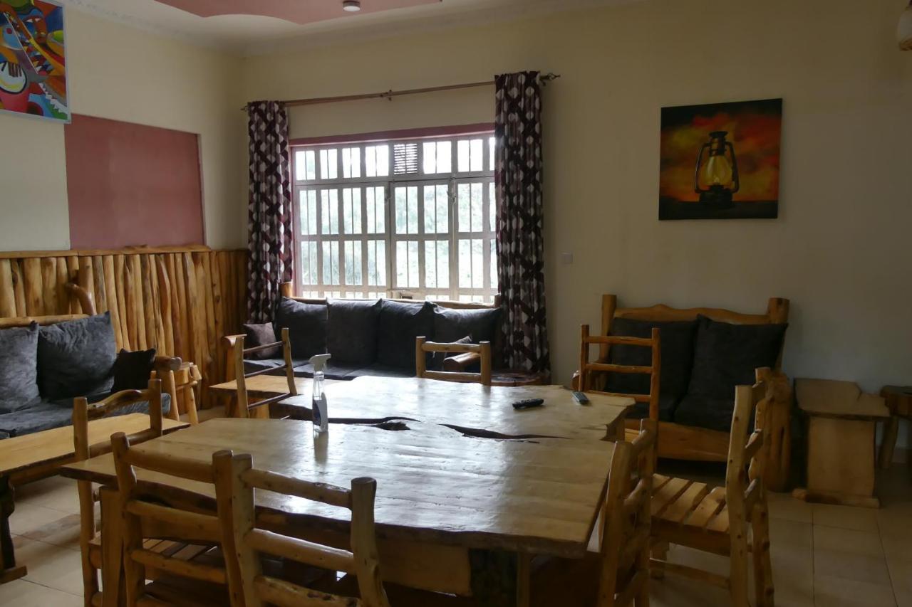 Merinja Guest House 나이바샤 외부 사진